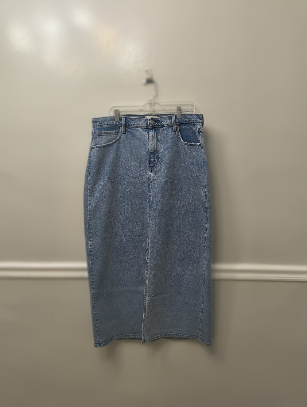 Universal Thread Women's Blue Denim Maxi Skirt Plus Sz 16 Casual Minimalist